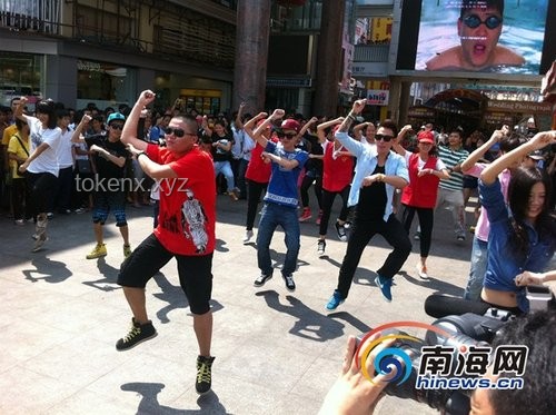 **谁点的江南style？解锁创新思维的“骑马舞”步伐**